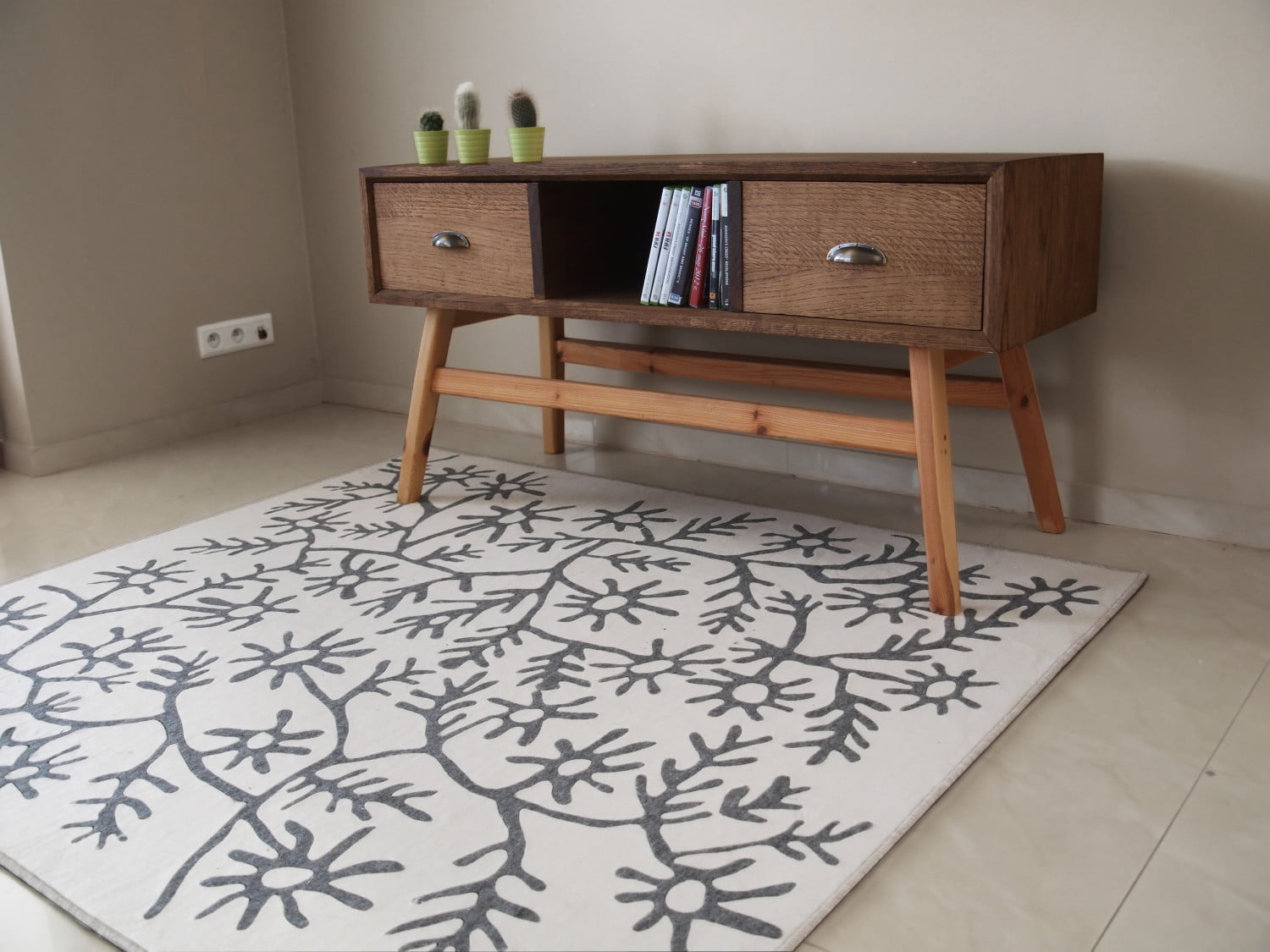 Solid wood oak TV stand with two drawers