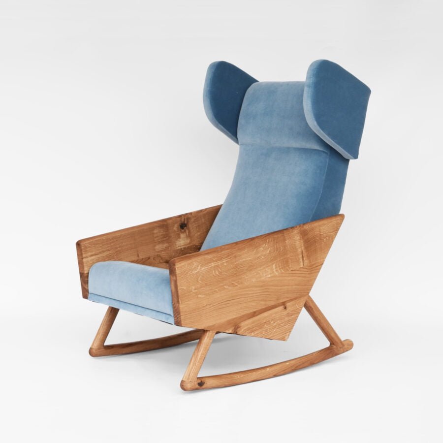 dębowy fotel wypoczynkowy na biegunach, nowoczesny fotel bujany, oryginalny uszak w skandynawskim stylu