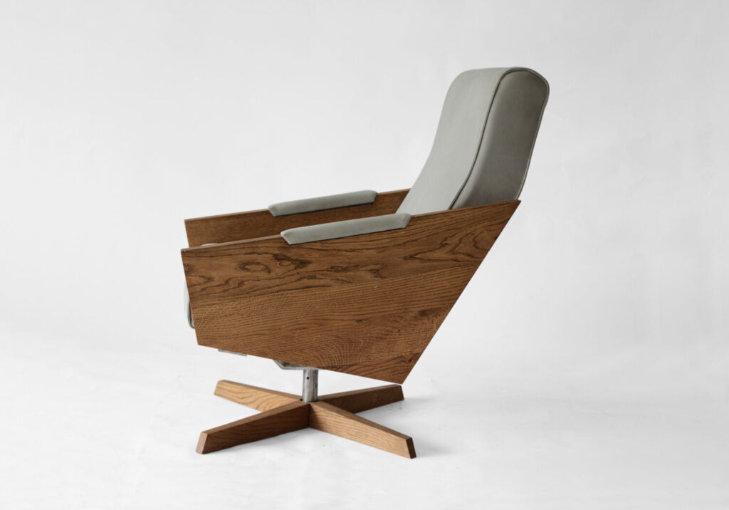designerski drewniany fotel Eni polski design
