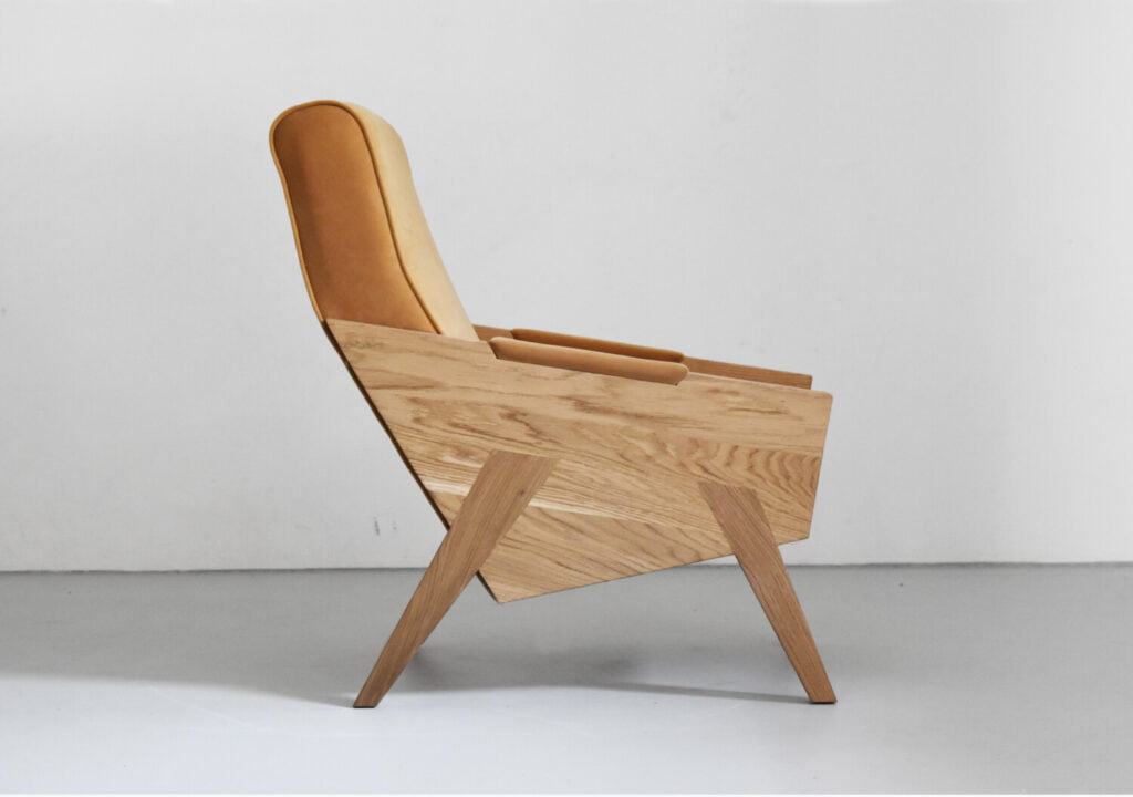 wypoczynkowy fotel do salonu , polski design, ergonomiczny fotel