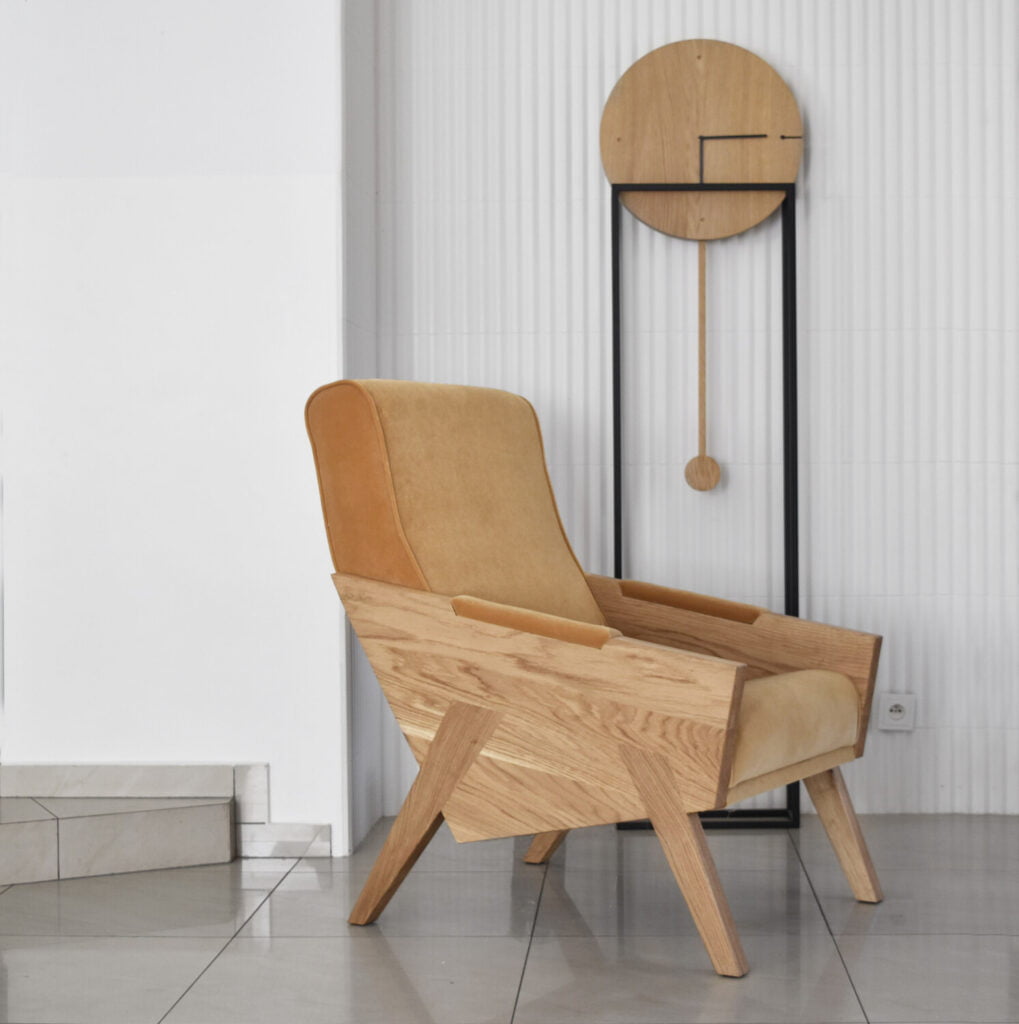 wypoczynkowy fotel do salonu , polski design, ergonomiczny fotel
