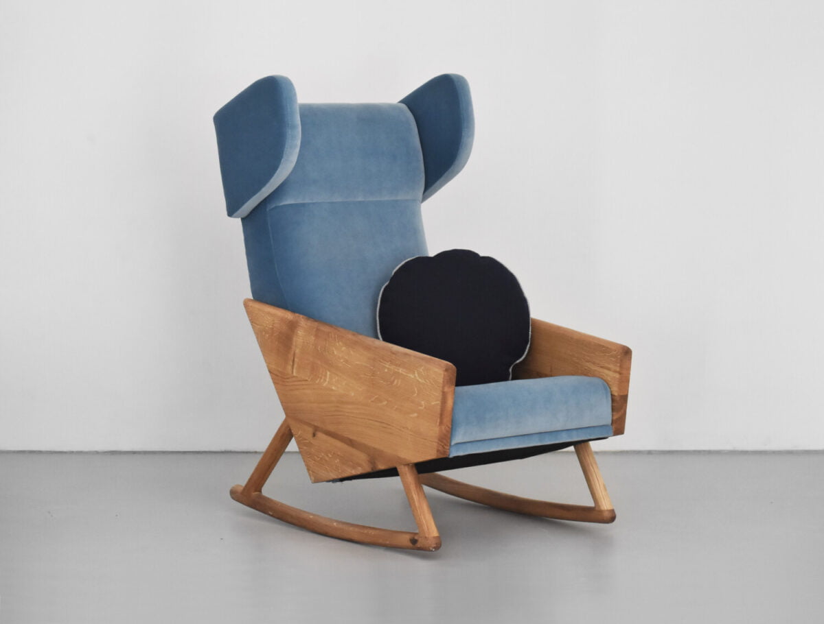 piękny nowoczesny fotel bujany z litego drewna dębowego, polski design