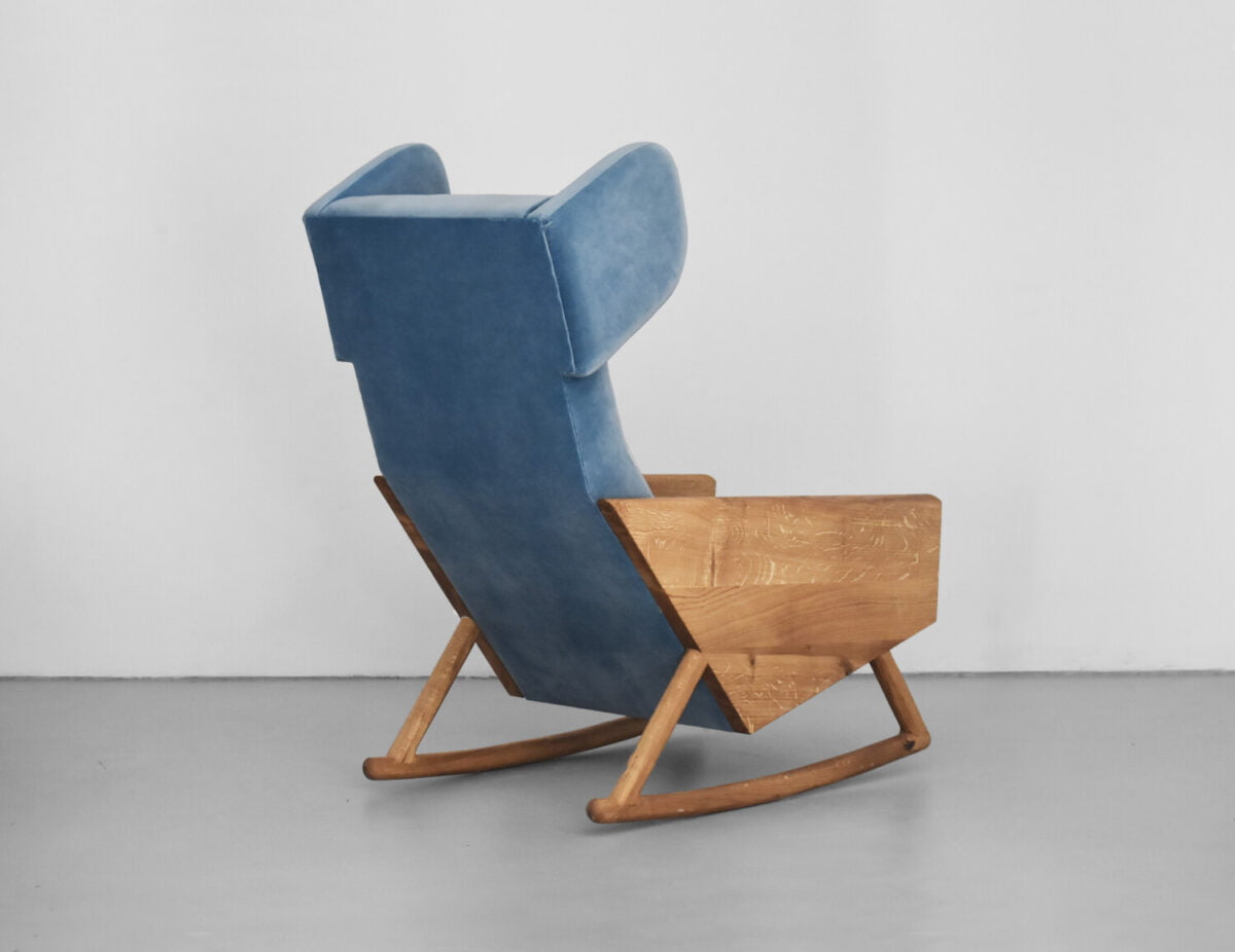 piękny nowoczesny fotel bujany z litego drewna dębowego, polski design