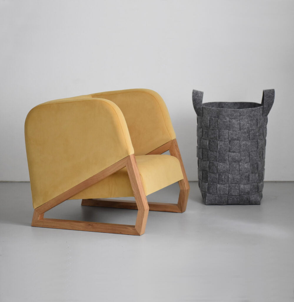 żółty fotel, nowoczesny fotel, wygodny fotel, polski design, musztardowy fotel