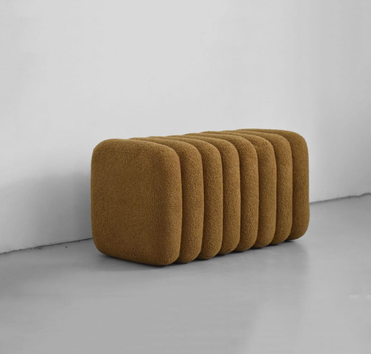 LAMBRI pouffe