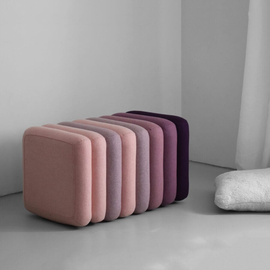 różowa pufa do salonu, pufa do holu, nowoczesna pufa , prostokątna pufa, długa pufa